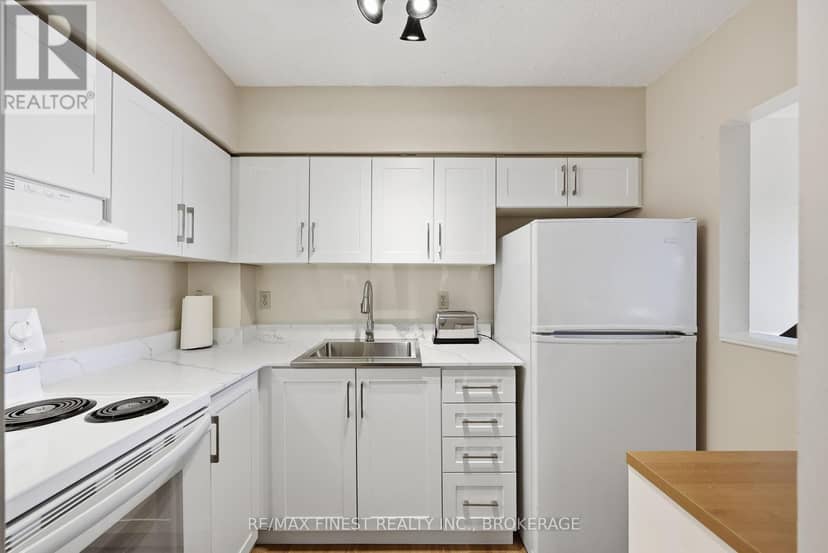 610 - 745 Davis Drive — photo 4 of 27
