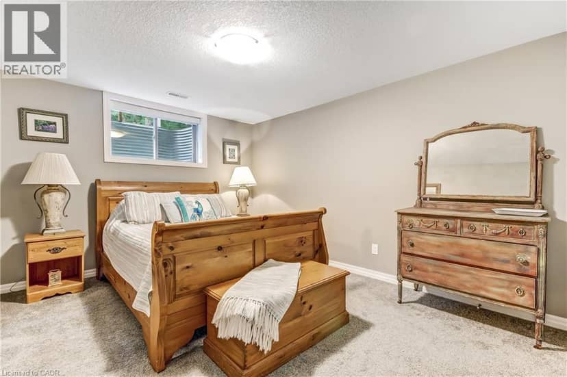 22 SIHLER Woods — photo 24 of 35