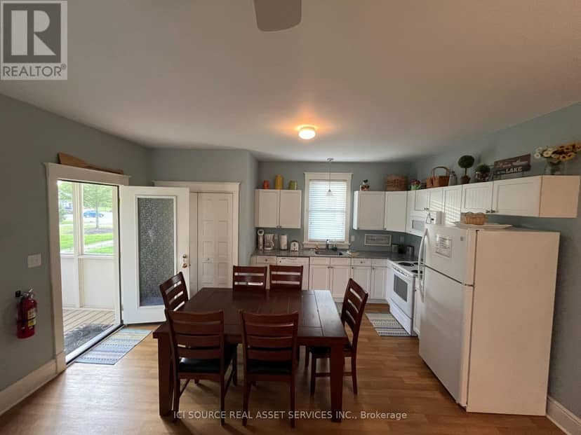 48 Meadow View Lane, Prince Edward County, photo 4