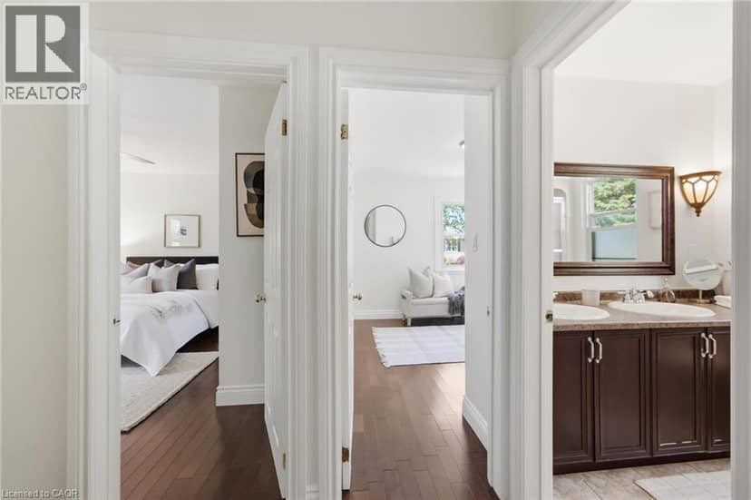 16 CARRINGTON Court — photo 15 of 32