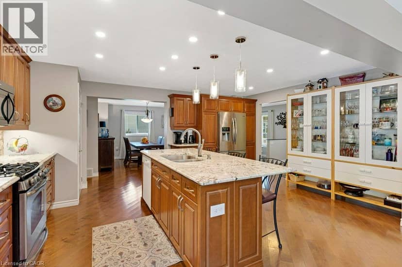 114 BUSHMILL Circle — photo 10 of 40