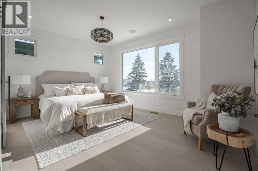 44 Collingwood Place NW — photo 26 of 40