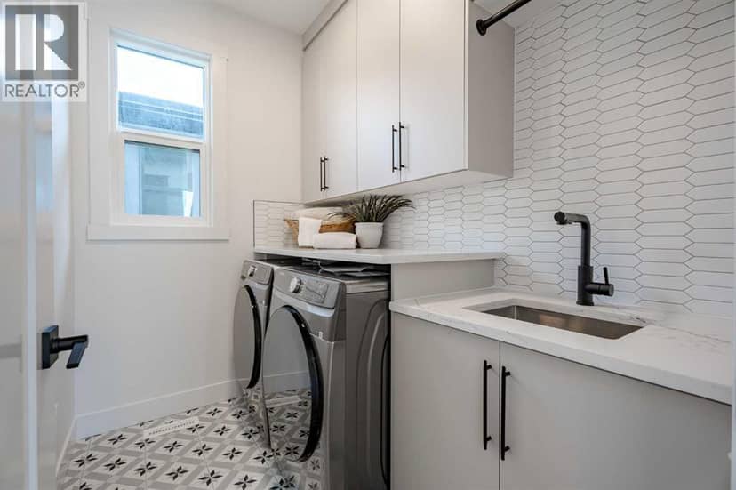 44 Collingwood Place NW — photo 37 of 40