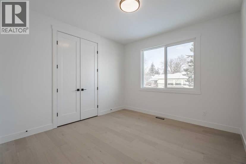 44 Collingwood Place NW — photo 35 of 40