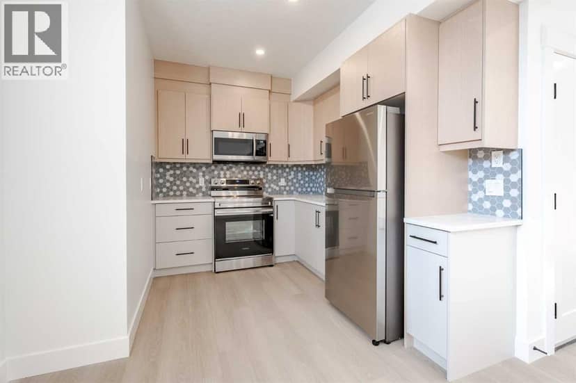 44 Collingwood Place NW — photo 40 of 40