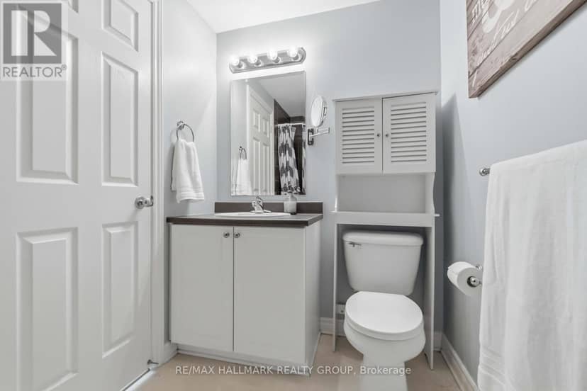 8 - 562 Lakeridge Drive — photo 33 of 38