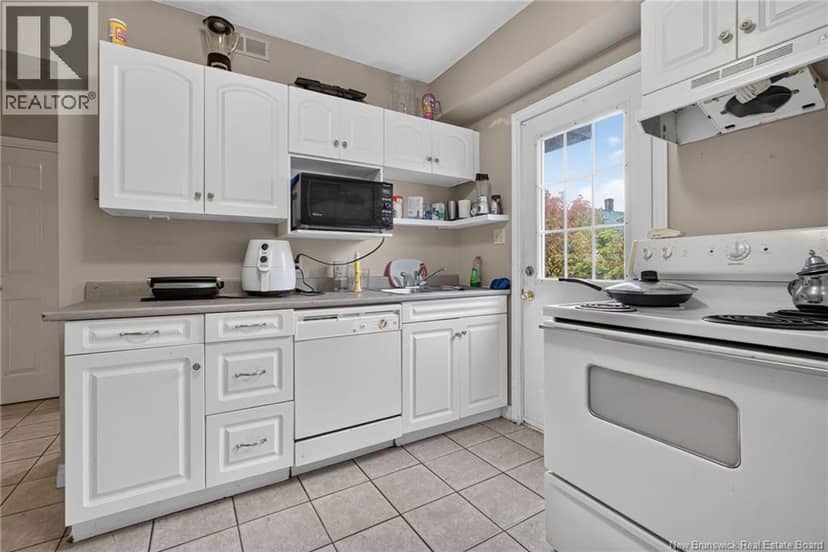 371 Lutz Street — photo 37 of 40