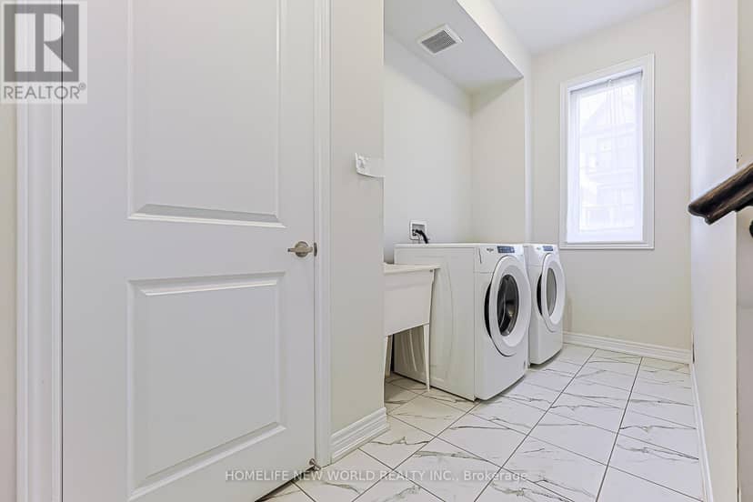 56 Elkington Crescent — photo 25 of 28
