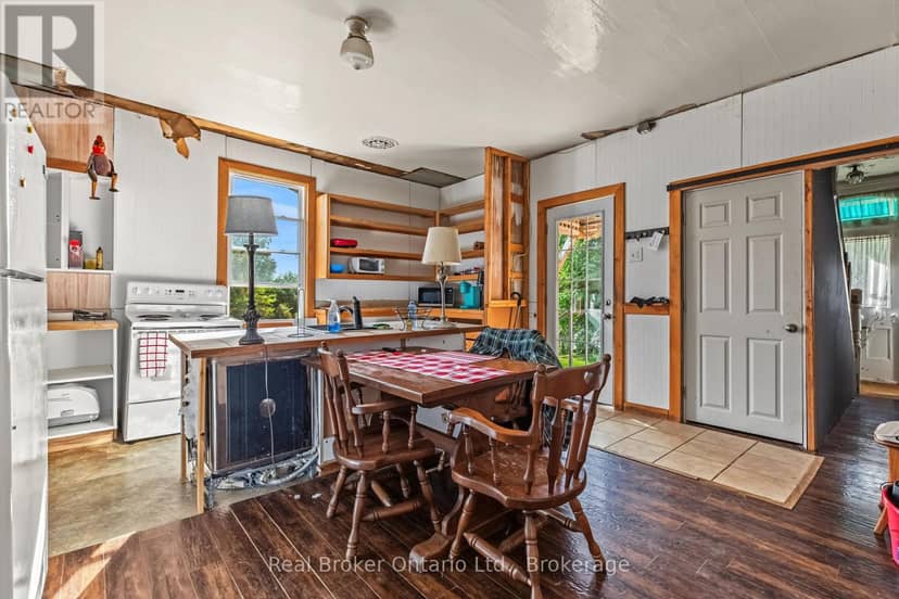 776813 Highway 10, R.R. #3 Highway — photo 22 of 40