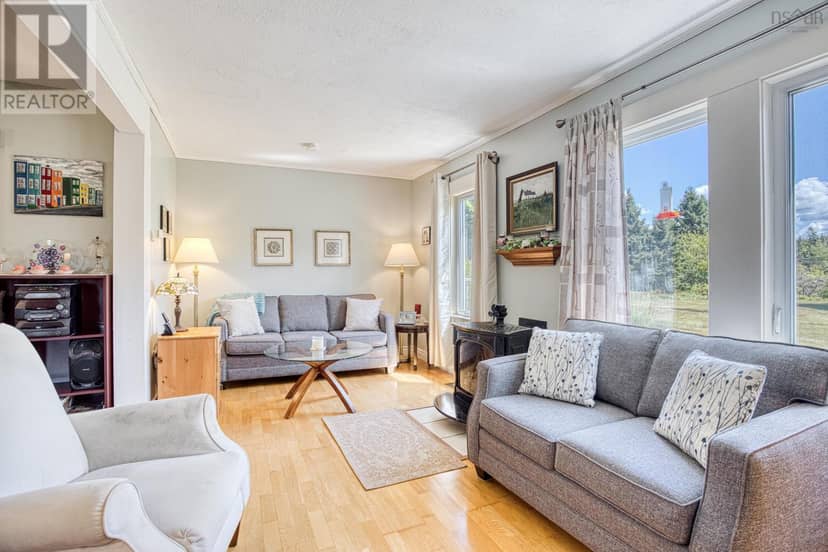 91 Boutiliers Cove Road — photo 14 of 40
