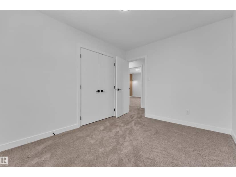 11615 24 AV NW — photo 33 of 40