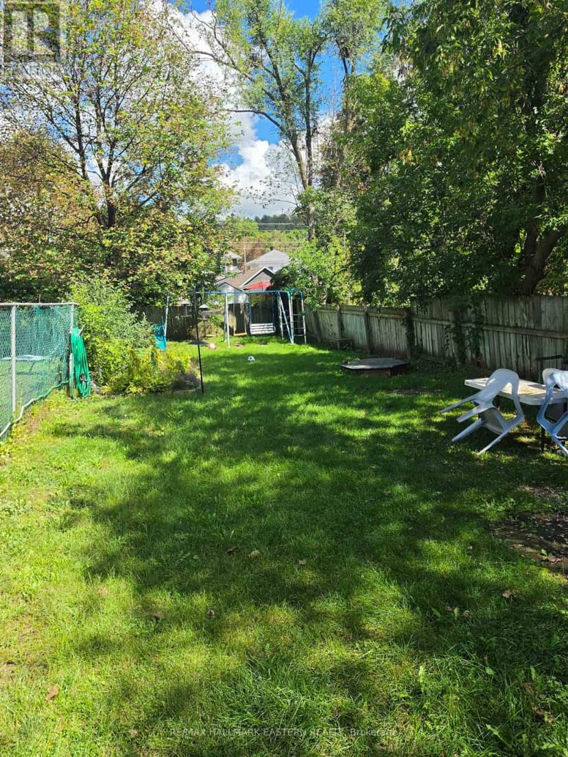 532 Rogers Street — photo 15 of 19