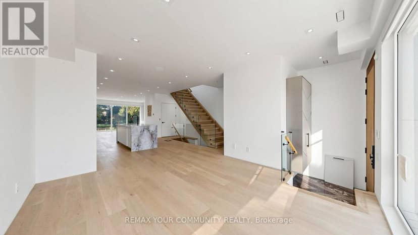2970B Bayview Avenue — photo 3 of 40