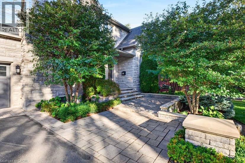 225 LAKESIDE Avenue, Burlington, photo 2