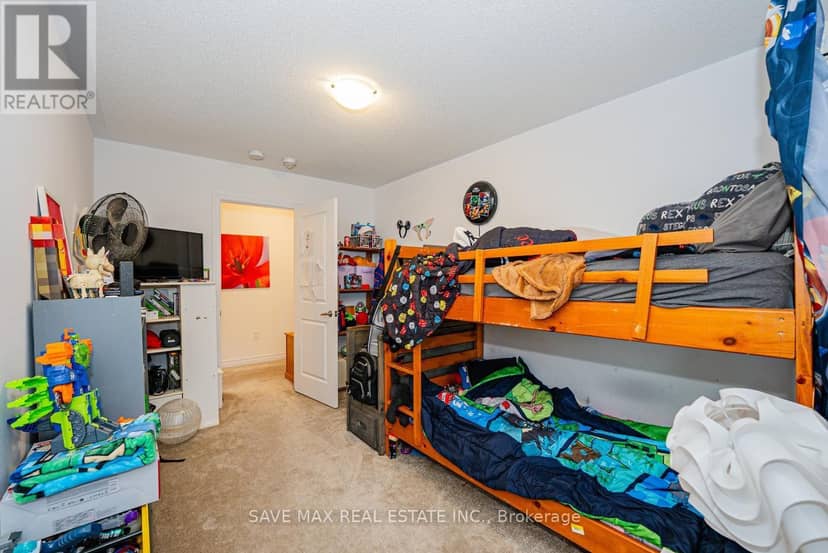335 Ridley Crescent — photo 37 of 40
