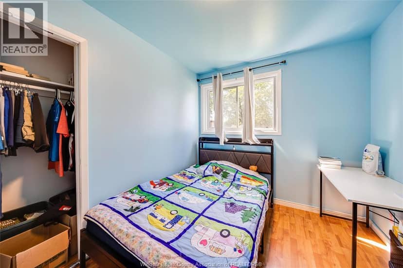 368 Carling Crescent — photo 19 of 40