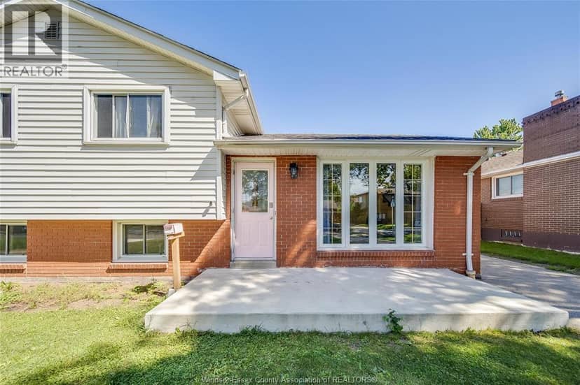 368 Carling Crescent — photo 36 of 40