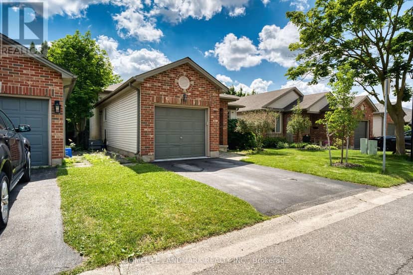 36 - 59 Pennybrook Crescent — photo 23 of 27