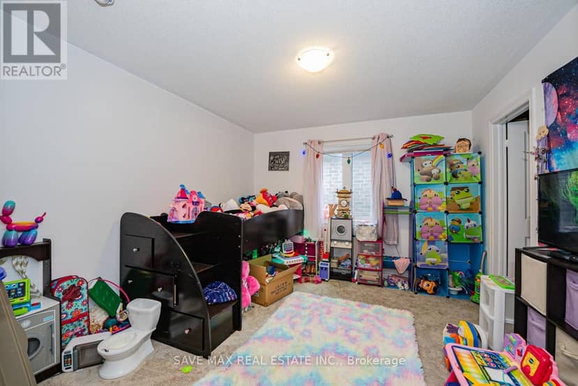 335 Ridley Crescent — photo 32 of 40