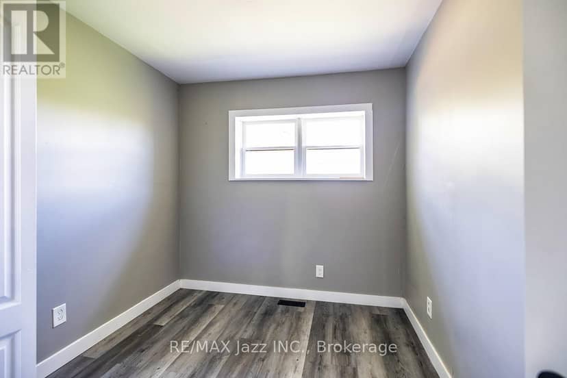 2216 Highway 2 — photo 21 of 27