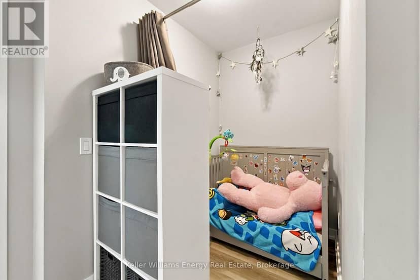 317 - 1480 Bayly Street — photo 14 of 34