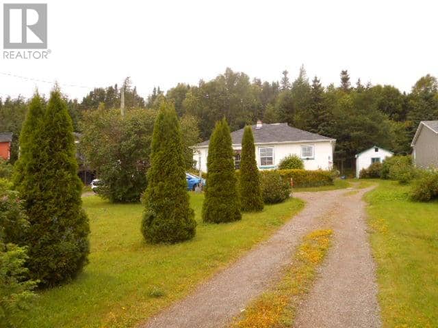 352 Main Street, Springdale, photo 2
