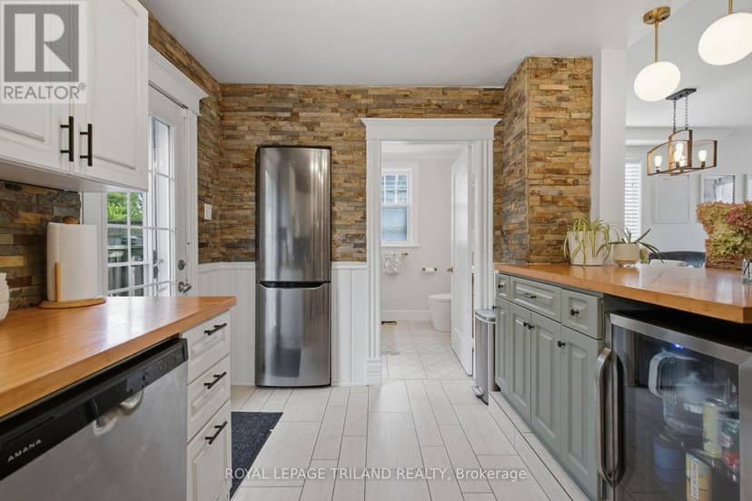 54 Hume Street — photo 17 of 40