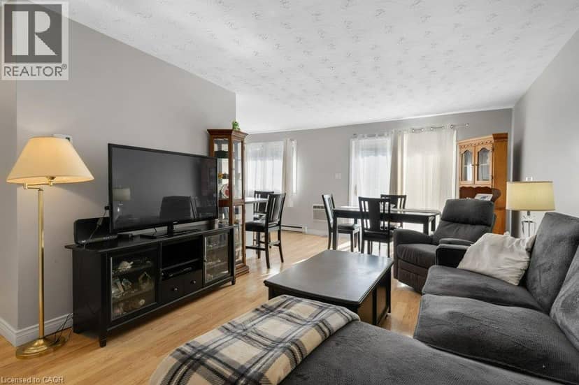 320 TRAYNOR Avenue Unit# 1 — photo 11 of 24