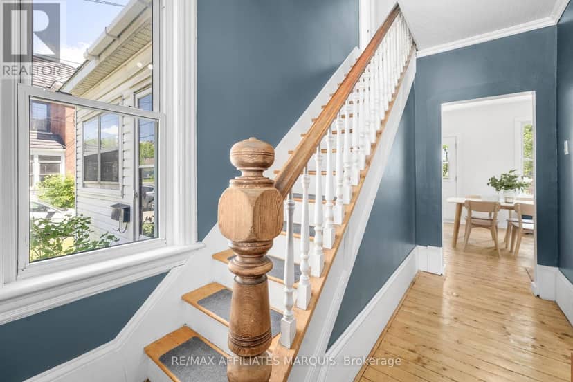127 Brockville Street — photo 16 of 38