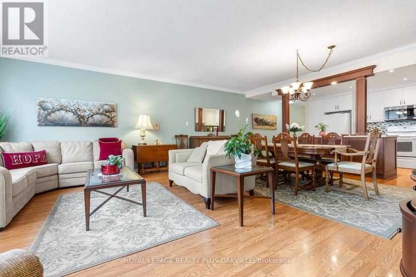 102 - 2175 Marine Drive — photo 13 of 40