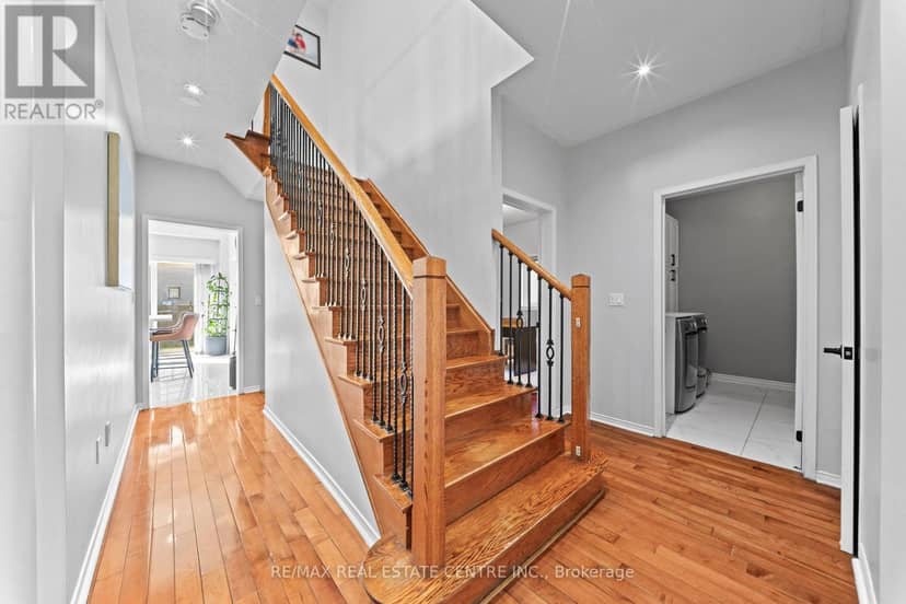 10 Midvale Road — photo 18 of 37