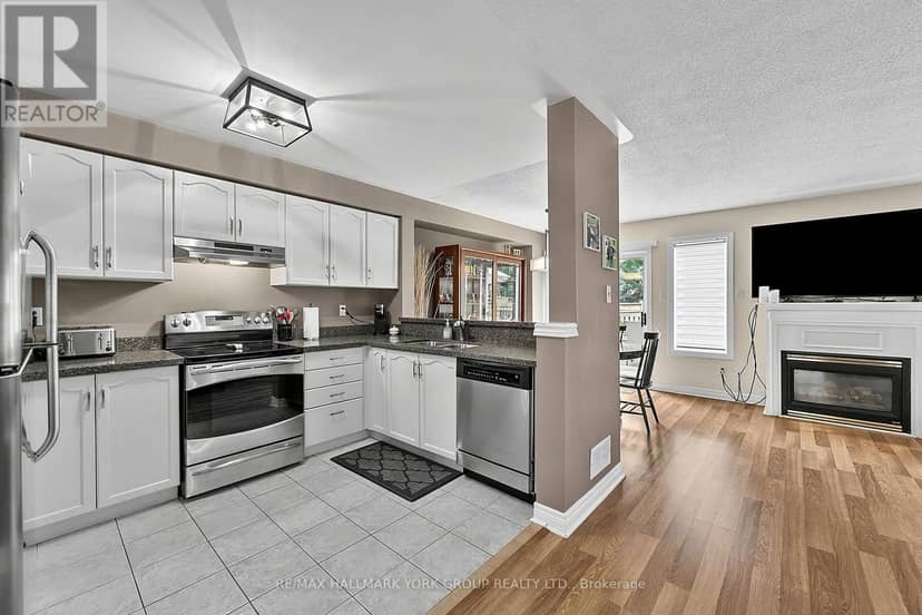 620 Bondi Avenue, Newmarket, photo 7