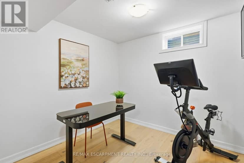 37 Bayview Drive — photo 29 of 31