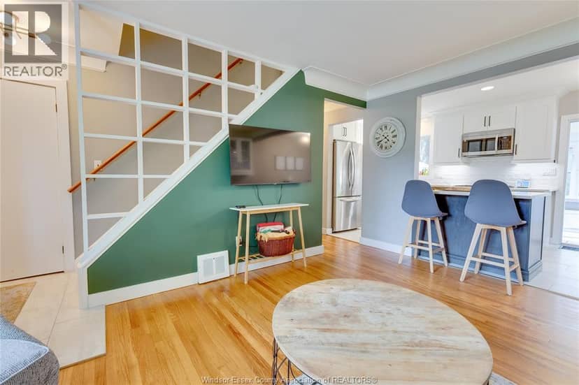 3035 Radisson — photo 7 of 40