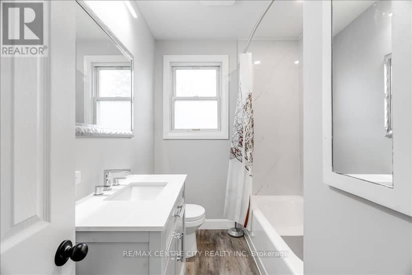 549 Victoria Street — photo 17 of 40