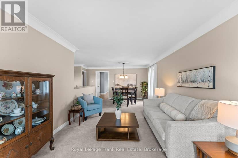 18 Matthews Court, Peterborough, photo 7