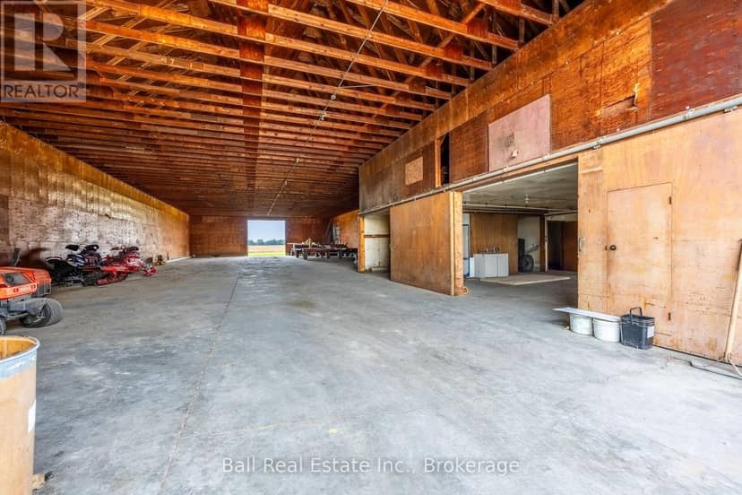 126183 Mall Road, Norwich, photo 8