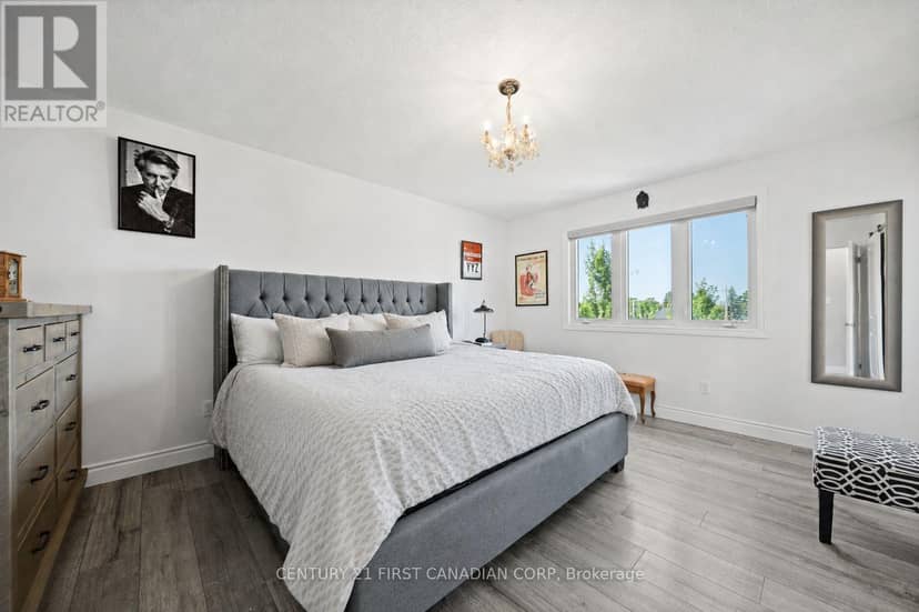 155 Spencer Avenue — photo 31 of 40