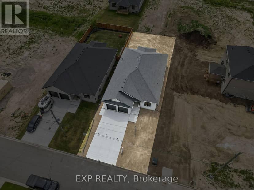 404 Erie Street, Warwick, photo 2