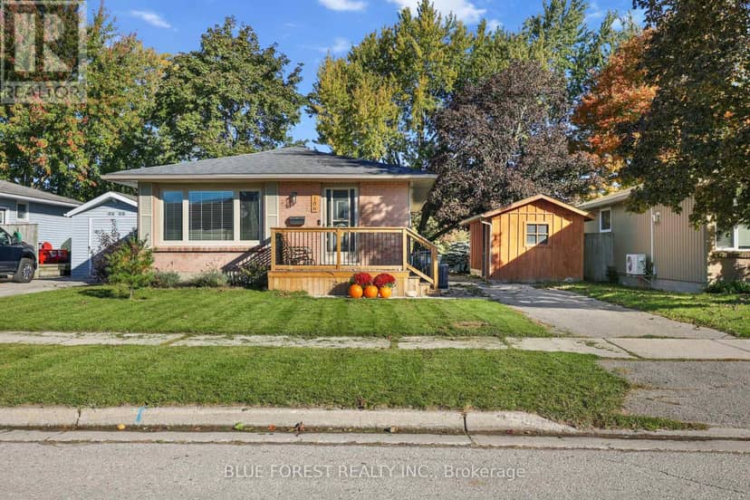 106 Harold Ct Court, Lucan Biddulph, photo 2