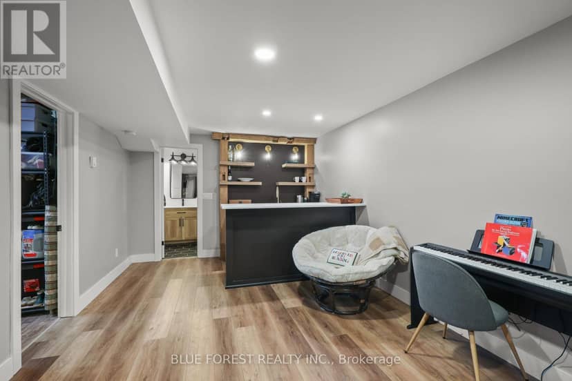 106 Harold Ct Court — photo 29 of 40