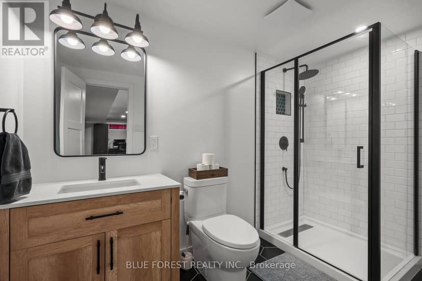 106 Harold Ct Court — photo 31 of 40