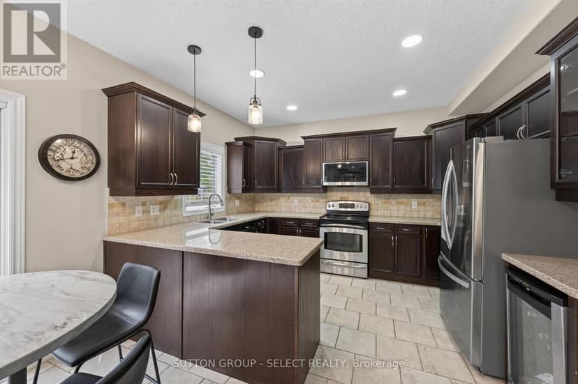 1388 Kains Woods Terrace, London South, photo 8