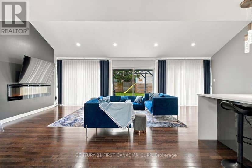 535 Freeport Street — photo 14 of 40