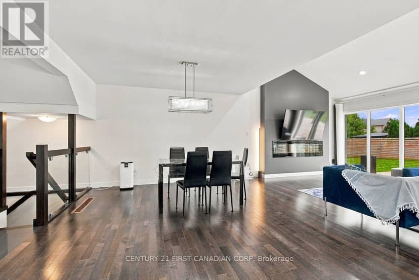 535 Freeport Street — photo 22 of 40