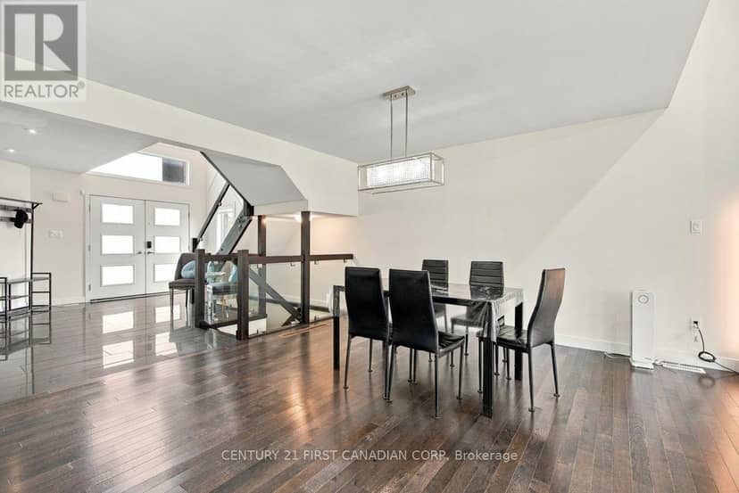 535 Freeport Street — photo 23 of 40