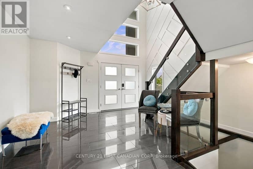 535 Freeport Street, London North, photo 8