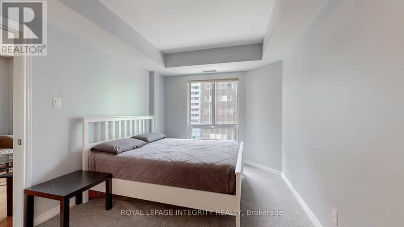 903 - 234 Rideau Street — photo 19 of 32