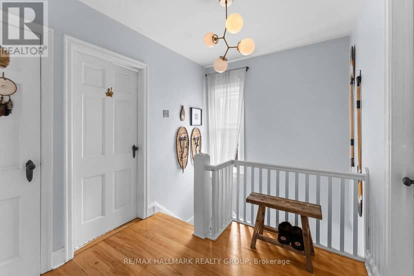 425 Chapel Street — photo 12 of 15