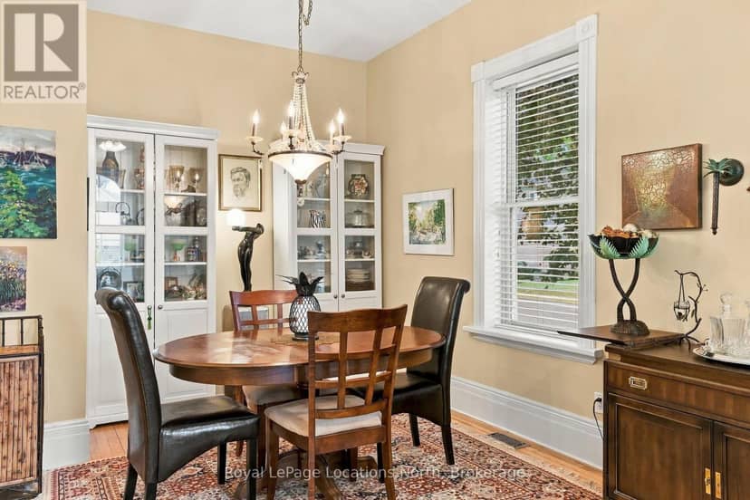 264 Saint Paul Street — photo 11 of 40